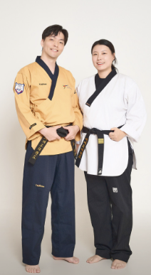 솔빛부부세계로태권도 권도형 관장