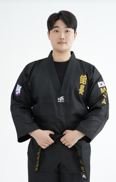 MOA세계로태권도 김욱진 관장